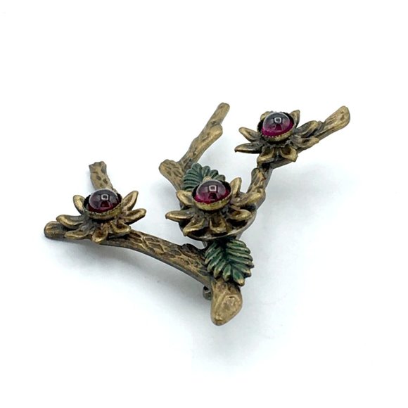 GARNET CABOCHON flower brooch - figural tree branch & leaves metal enamel pin - Picture 2 of 7